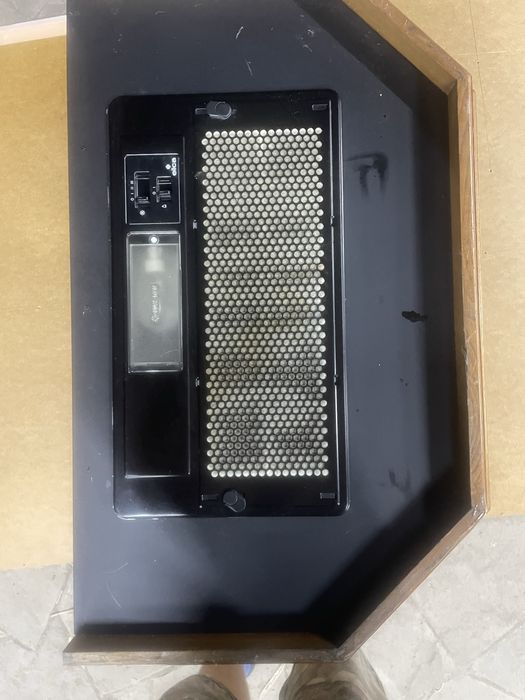 Вытяжка ELICA,в хорошем состояние