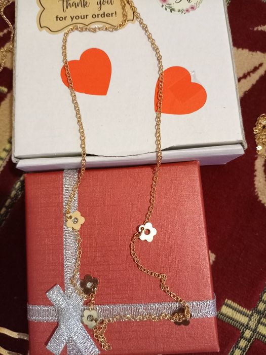 Set agrafa par și coliere