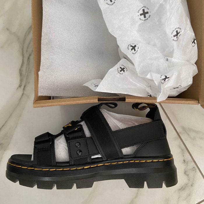 Сандали Dr Martens оригинальные