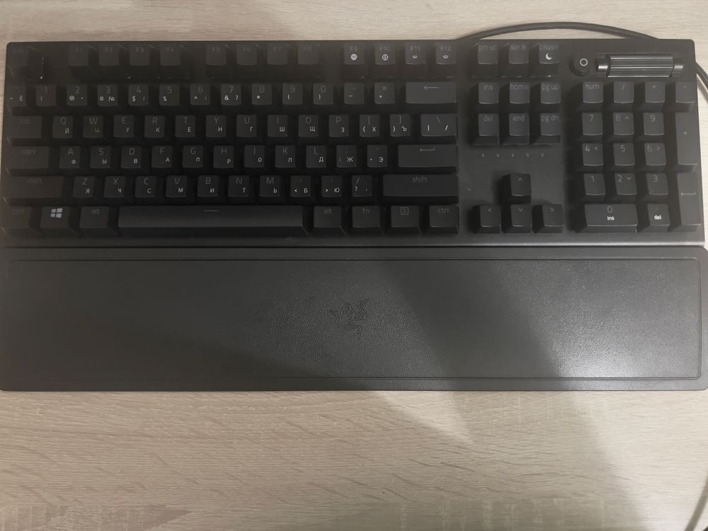 клавиатура Razor Blackwidow V3
