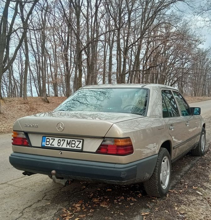 Mercedes-Benz W124 300D