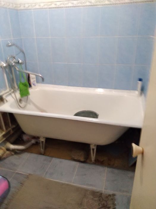 Продается 1 комнатная квартира в 10 микрорайоне 34 дом 63 квартира