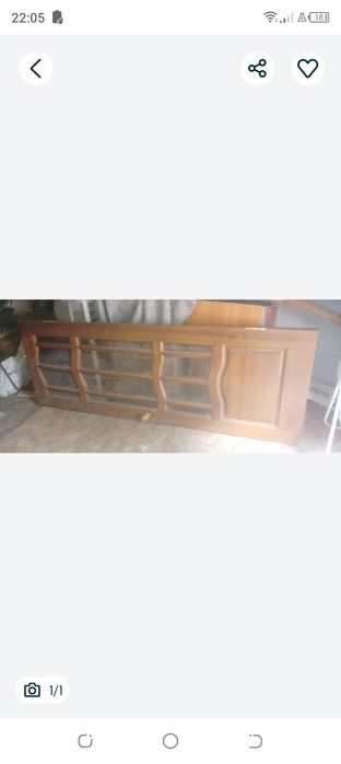 Деревянная дверь