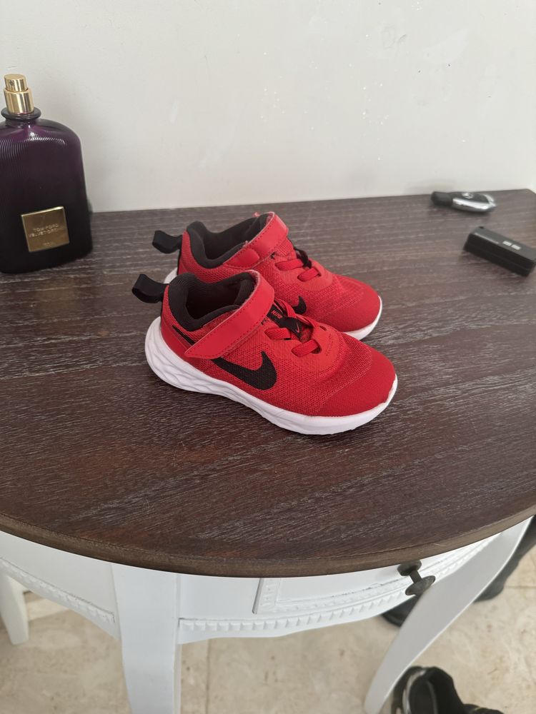 Nike Найк детски маратонки 23.5
