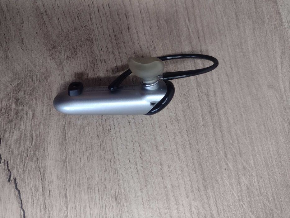 Plantronics Discovery 610