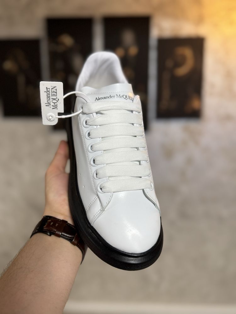 Adidasi Barbati Alex. Mcq. White & Black!