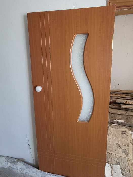 Есік, двери буушный