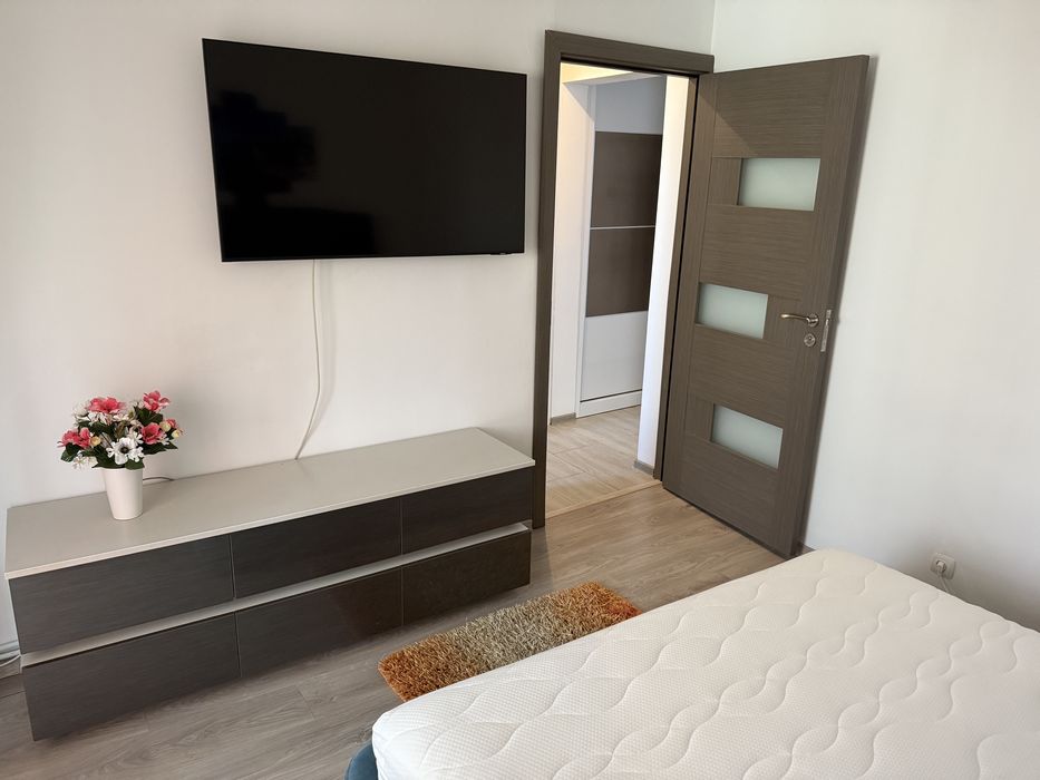 Inchiriez apartament 3 camere Mioveni