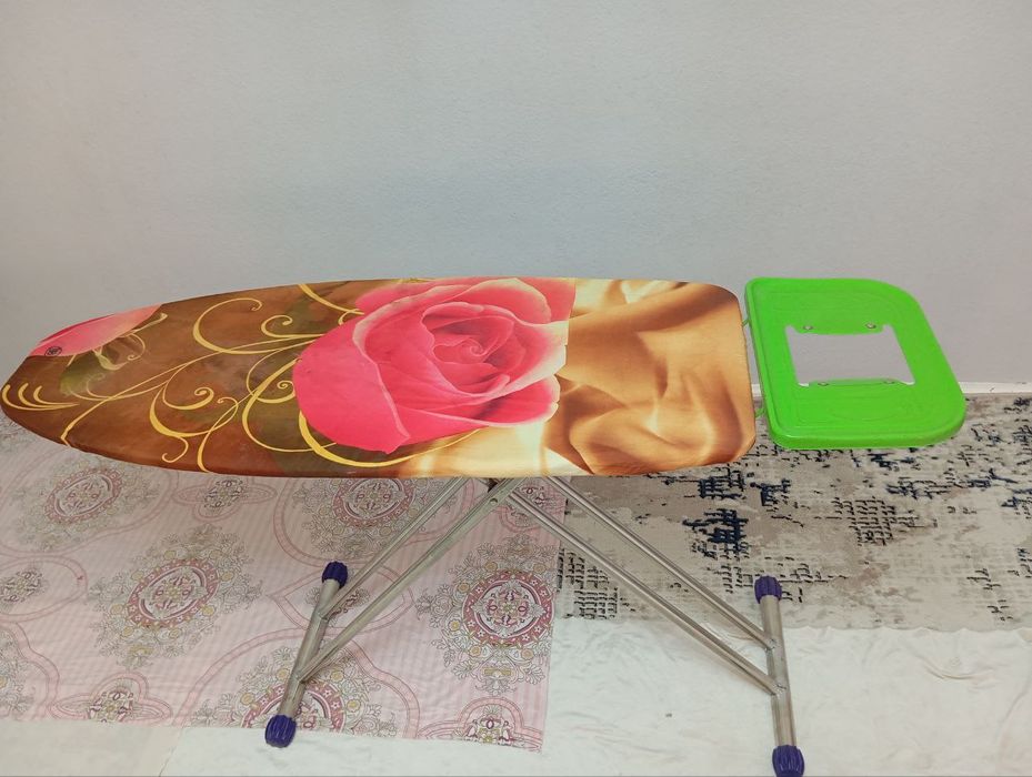Продам гладильную доску.