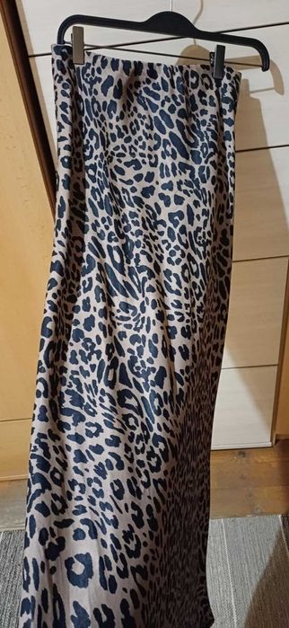 Макси пола леопардов принт, сатенена, марка Reserved