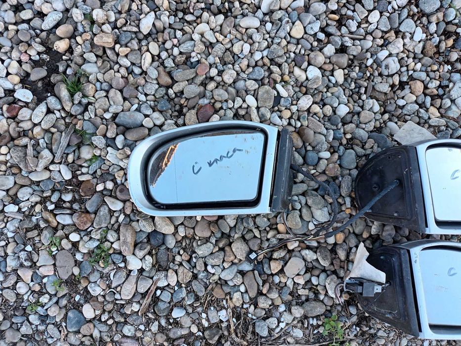 ляво или дясно огледало за мерцедес Ц класа В203 MERCEDES C class W203