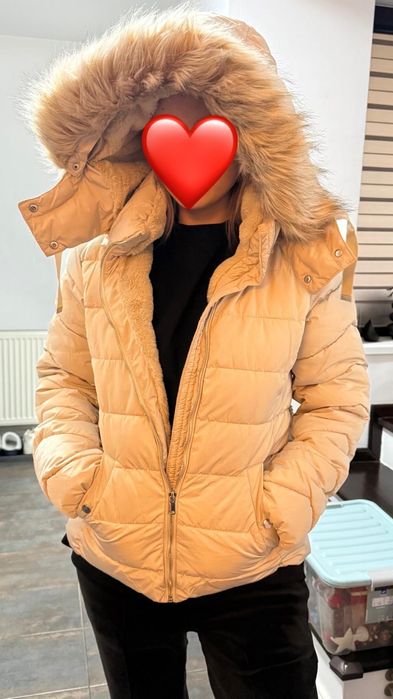 Geaca bej mărimea M