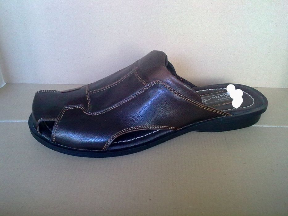 Продава обувки чехли сандали естествена кожа