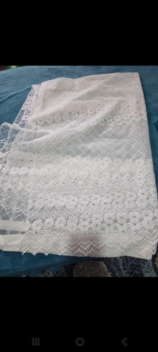 Perdea alba cu broderie