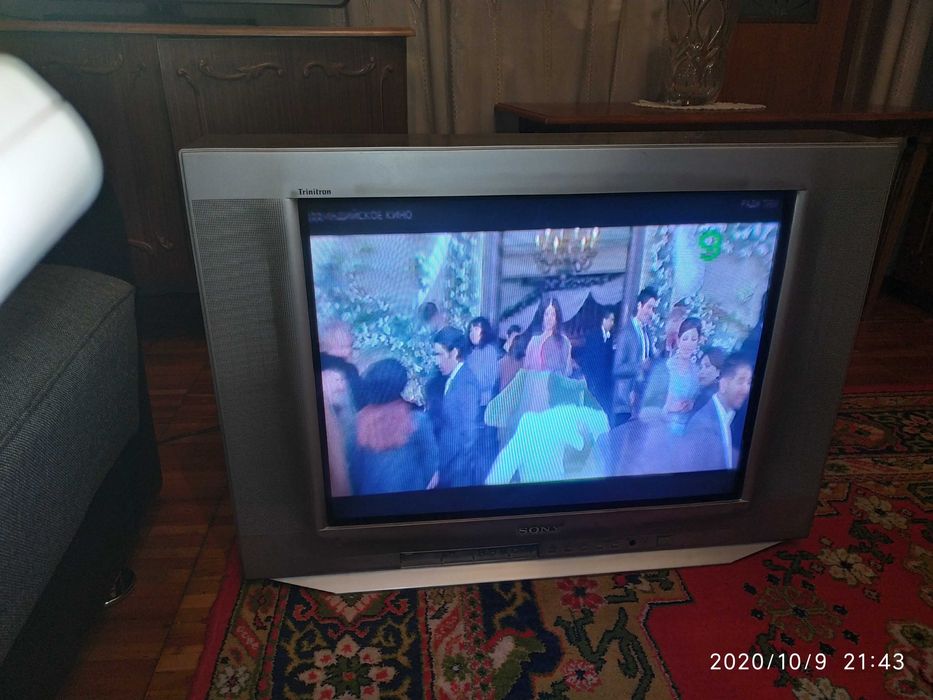Телевизор Sony Trinitron Wega KV-XJ29M80. Большой-72 диагон.Малайзия.