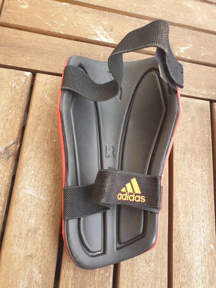 Бутонки Футболни обувки Adidas Speedflow 3