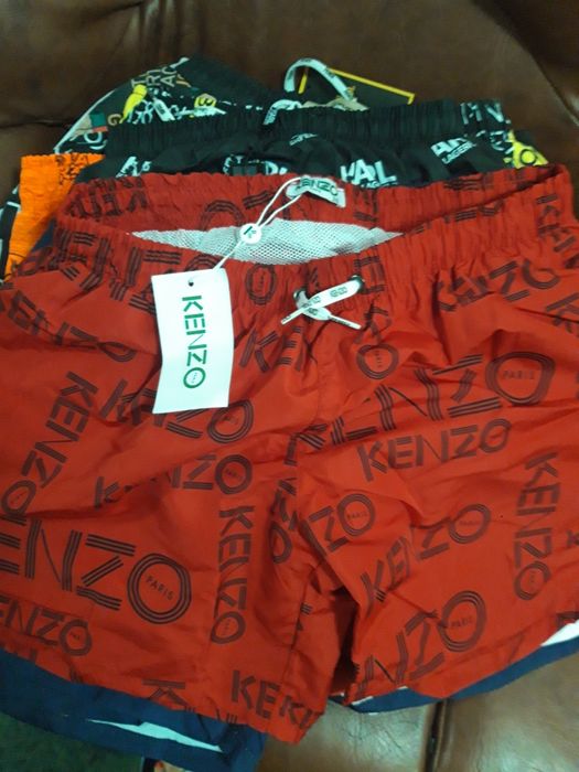 Șort baie de vinzare