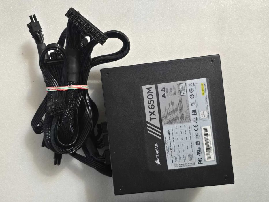 Sursa Semi-Modulara Corsair TX650M, 650W, 80 Plus Gold, Active PFC