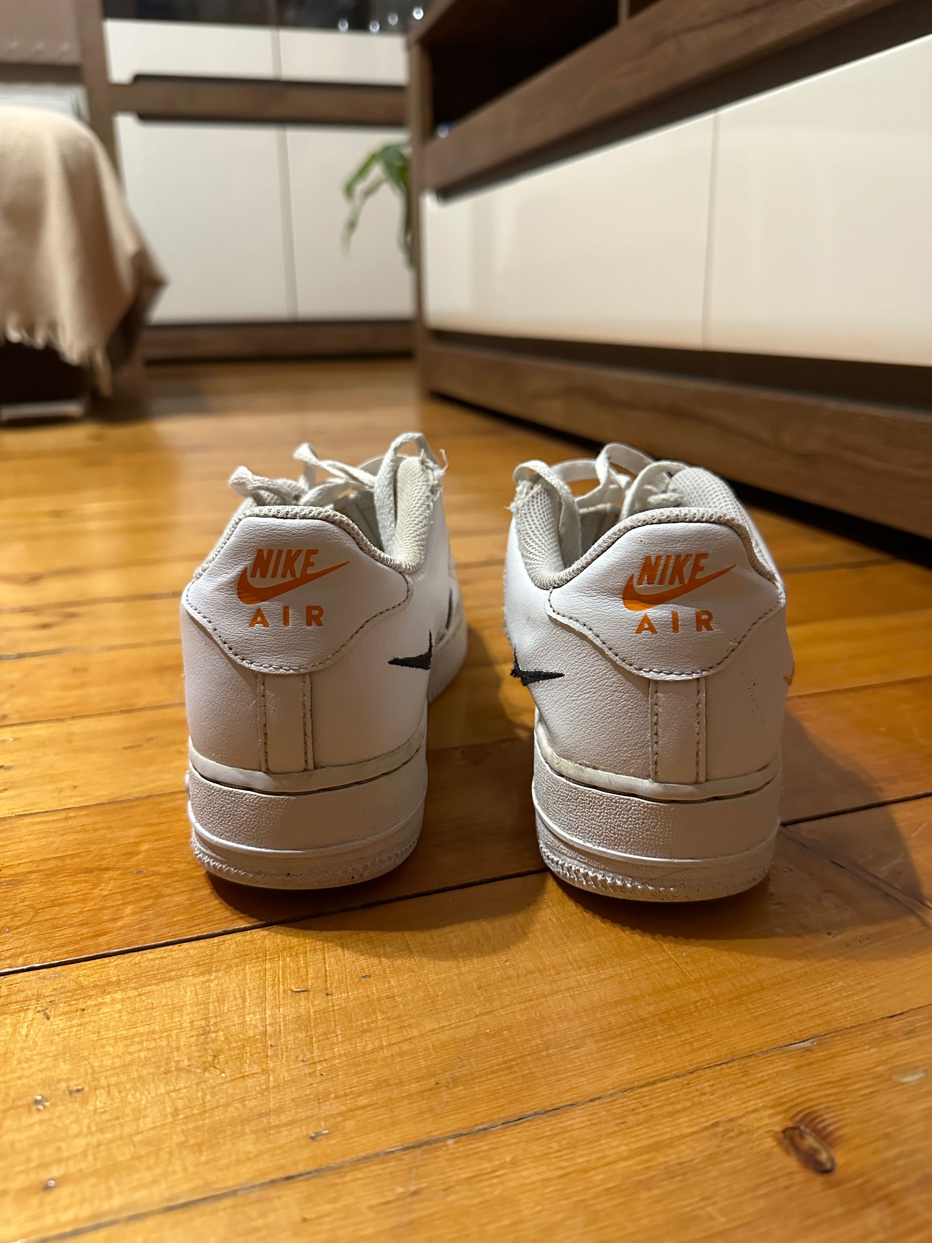 Спешно!!! Маратонки Nike air force 1