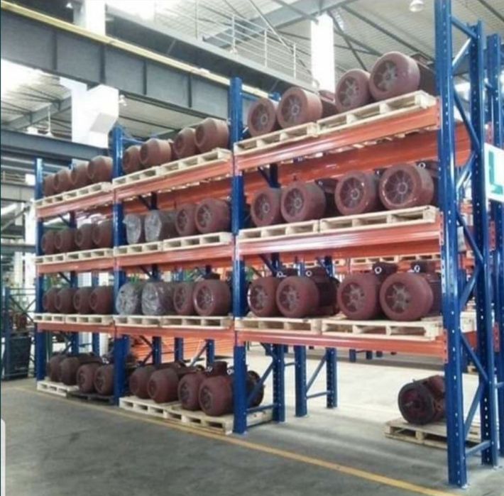 Rafturi metalice industriale