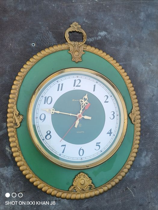 Часы настенные  советские