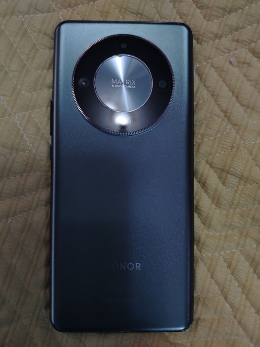 Honor x9b в отличном состоянии