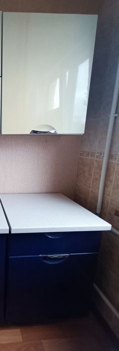 Продам тумбу со столешницей и шкафом