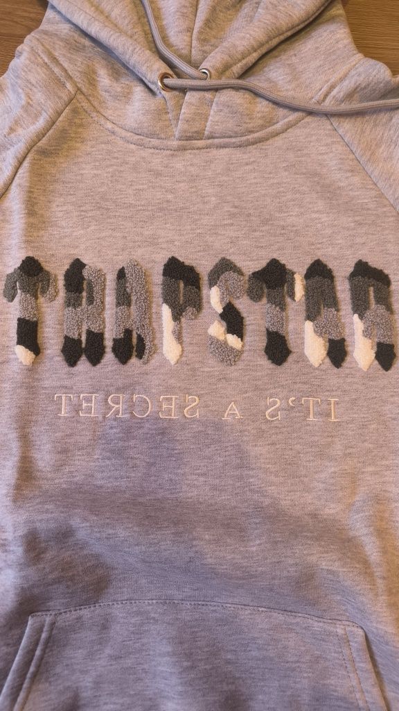 Оригинално Trapstar худи