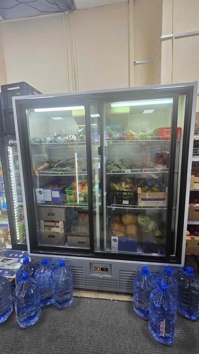 Холодильная витрина Рапсодия R1400MC