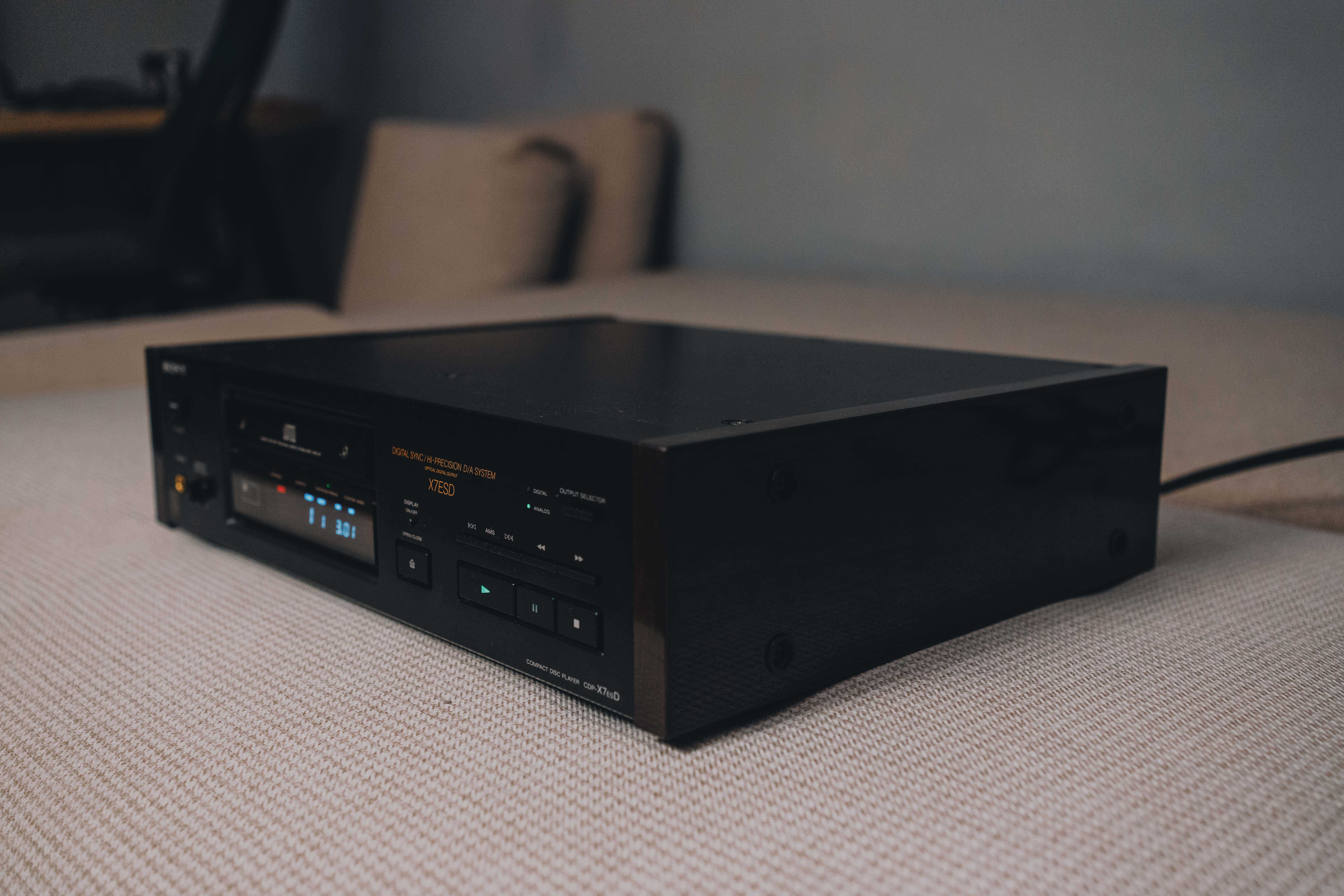 CD Player Sony CDP-X7ESD