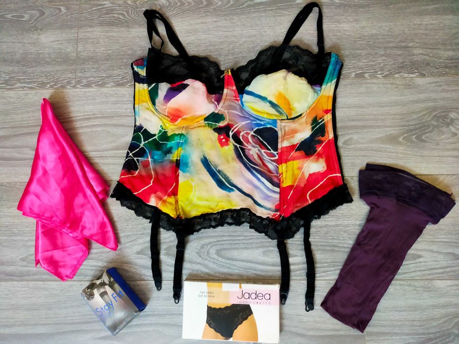 Corset lycra cu dantelă, livrare gratuită