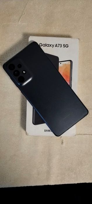 Samsung A73 5 G.