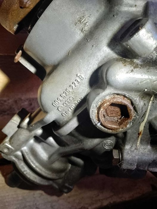 Голф 3 синхро, 1.8 бензин