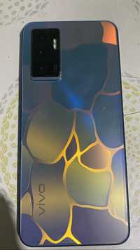 Продам телефон Vivo V23e