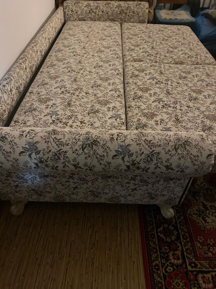 Продам люкс диван кровать раскладной из Белорусий