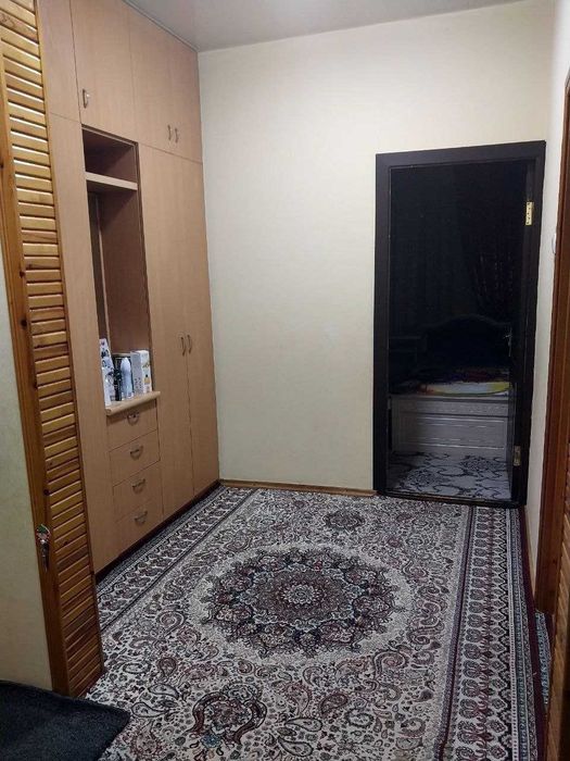 Коракамишда 3-хона сотилади