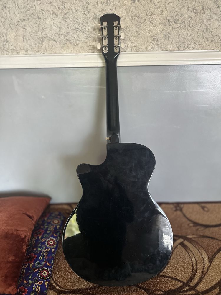 Gitara cowboy holati yaxhi bitta simini almashtirish kerak 500 ming