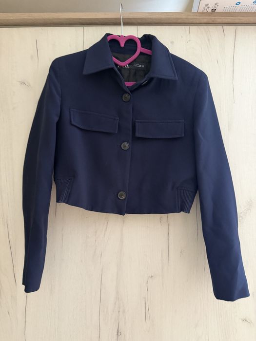 Яке Zara тип бомбър