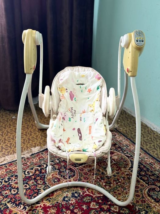 Люлька музыкальная в отличном состоянии