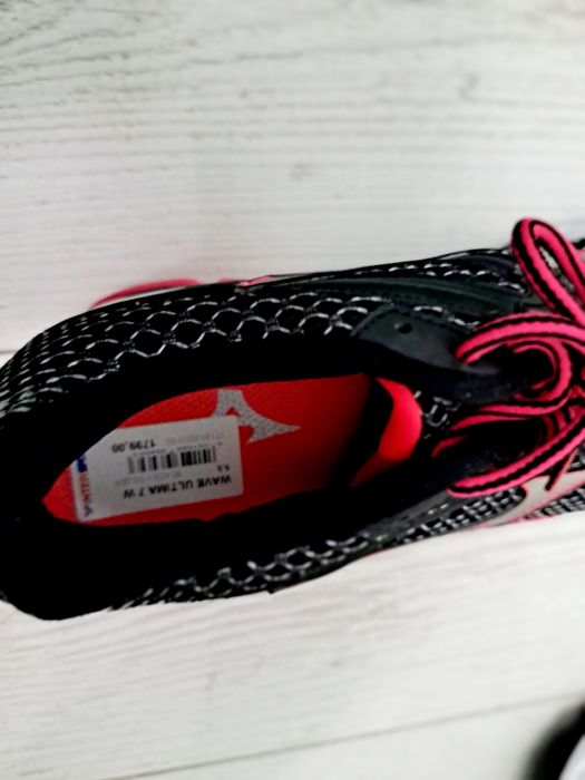 Mizuno wave-Ориг.маратонки Нови !!!