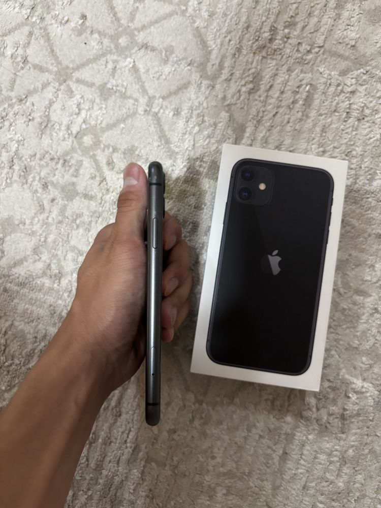 iPhone 11 черный