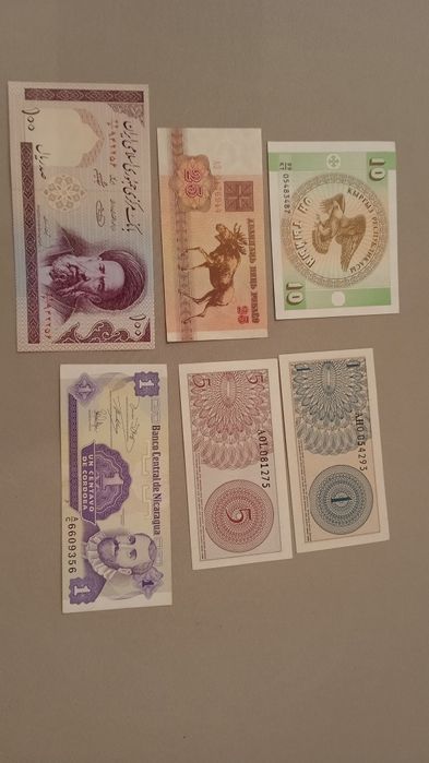 18 bancnote Asia de colectie, diverse tari exotice, aUNC