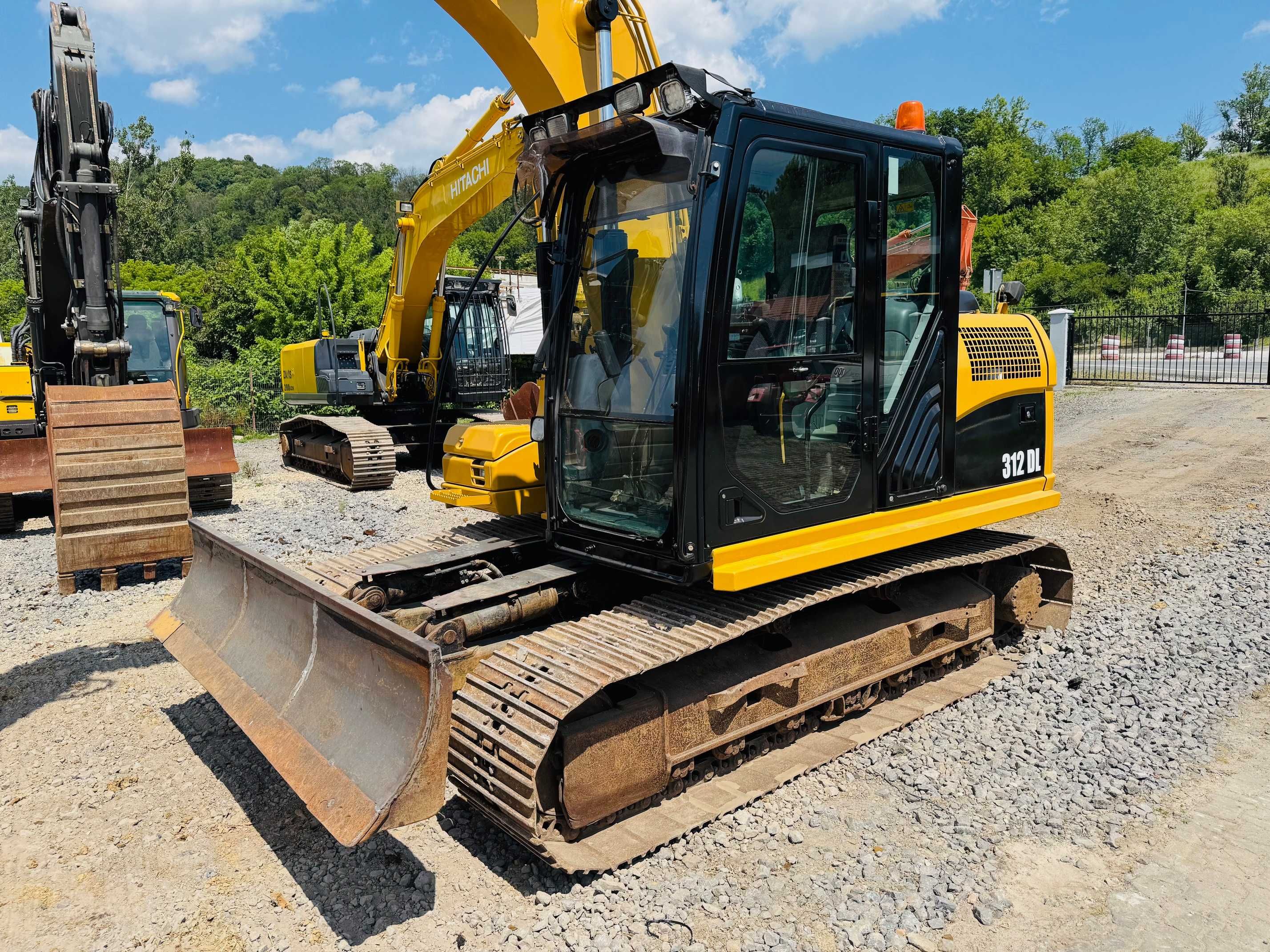 Excavator pe senile cu lama CAT 312 DL, an 2011, 17 tone, 9.400h, TOP!