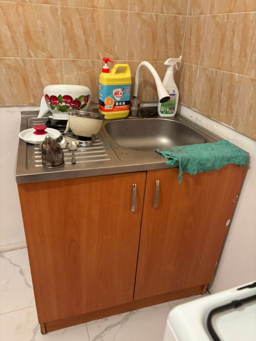 Мойка шкафымен сатылады