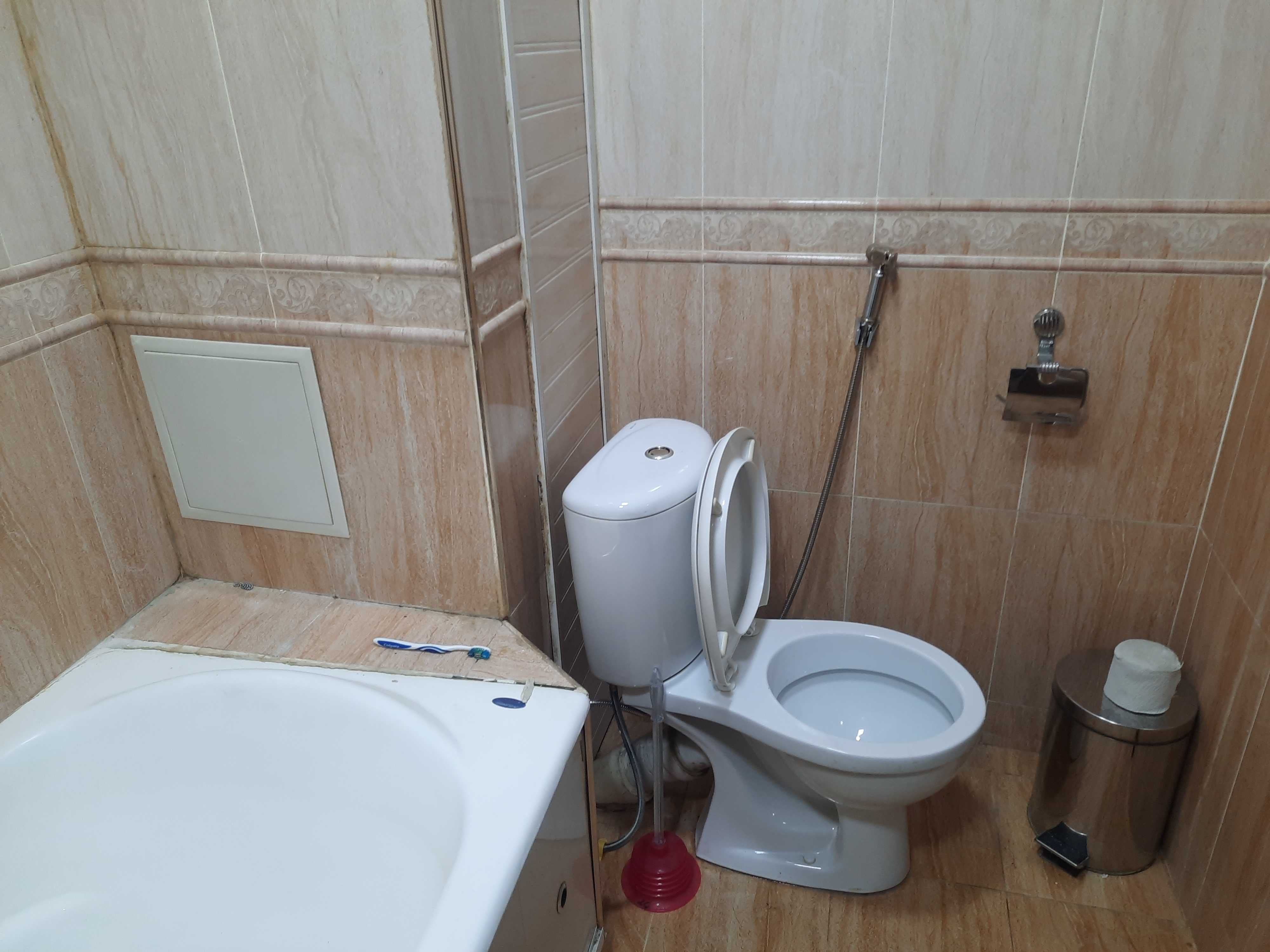 Сдам квартиру 2/5/9 микрорайон олмазор 15/1  метро дружба народов