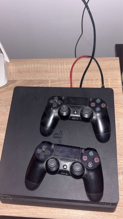 Playstation 4 Slim