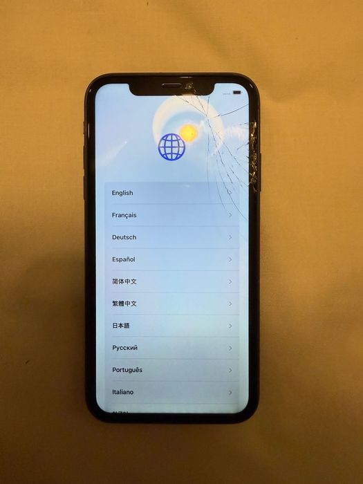 iPhone 11, 64GB, Черен, Заключен