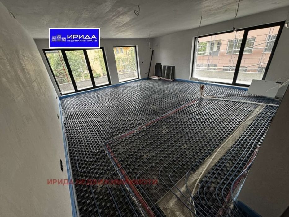 Просторен тристаен апартамент в Бояна с АКТ 14!