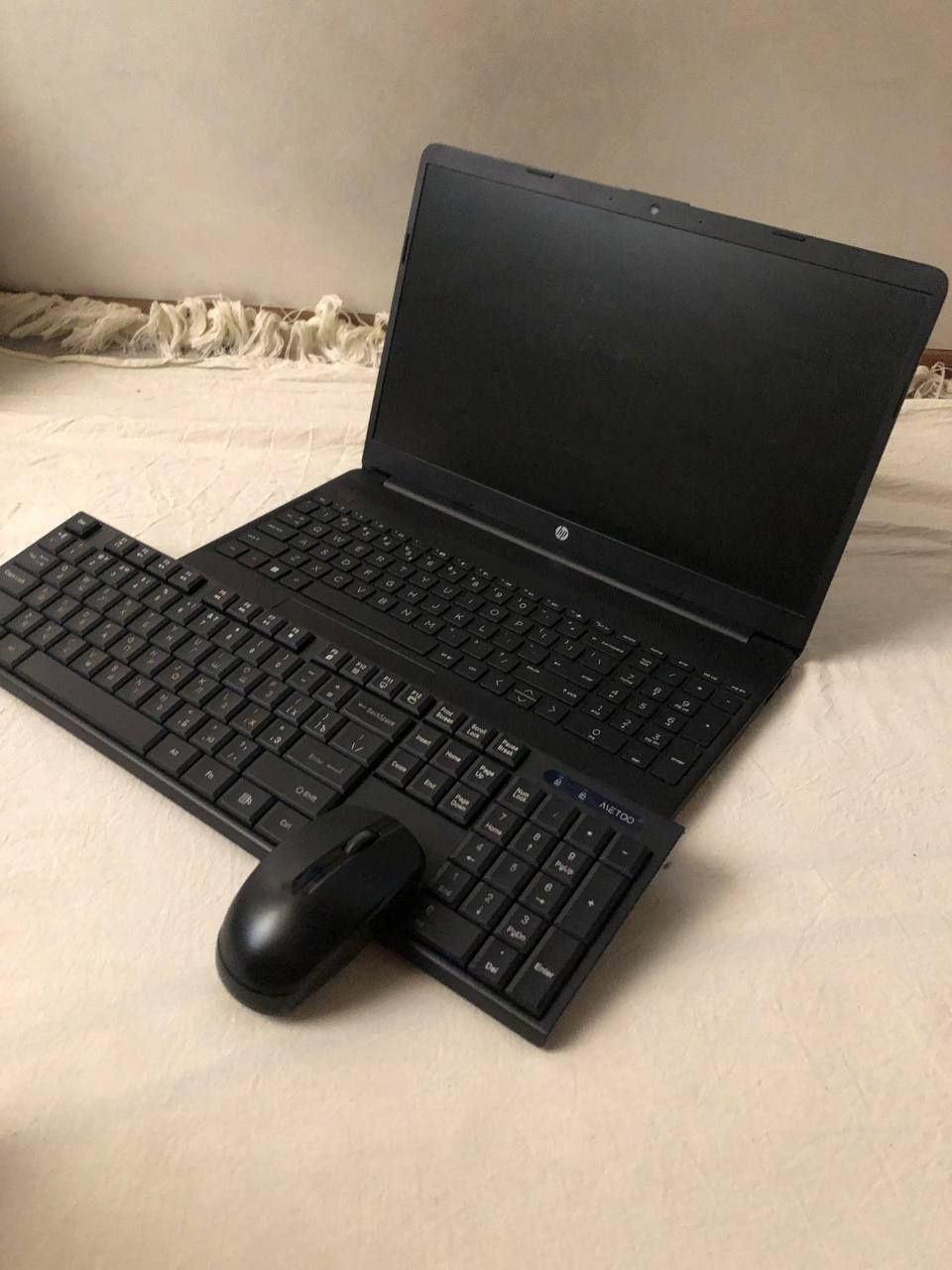 Hp core i5 11 avlod mx450 videokartasi bor hotira 512gb