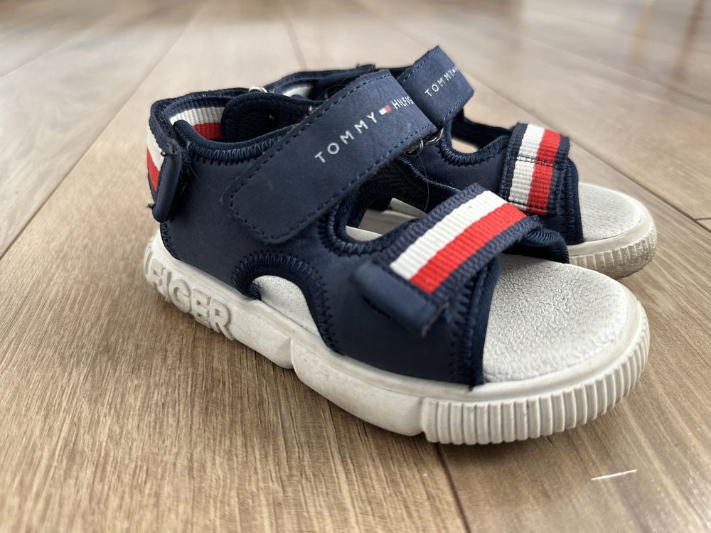 Tommy Hilfiger 25 sandale copii